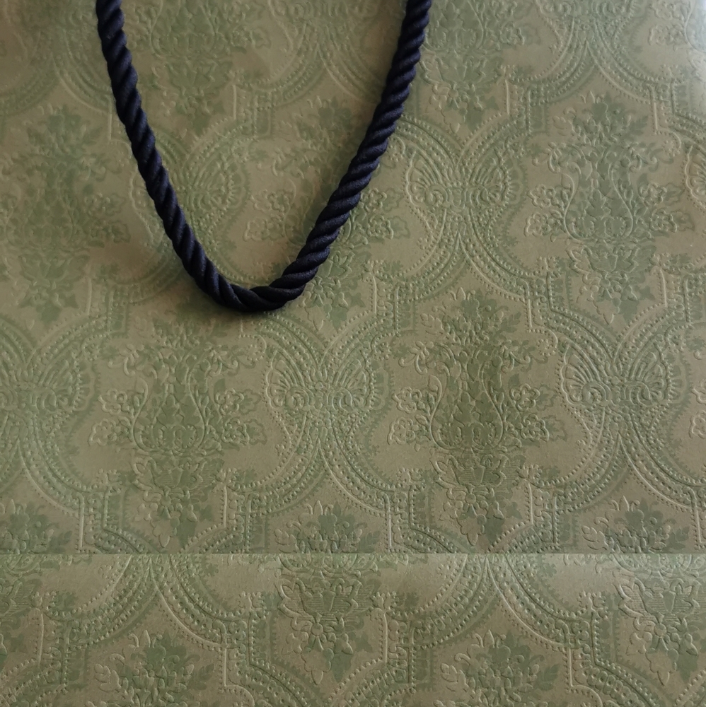Gucci Olive Textured Shopping Bag - Picture 7 of 7